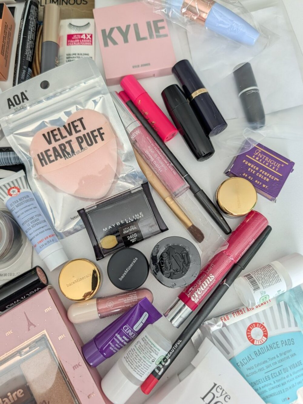 Mixed Beauty Skincare Cosmetics Lot Samples Travel Full Size Over 70 Pcs NEW - Picture 3 of 9